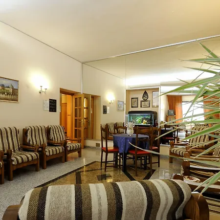 Ξενοδοχείο Bertusi 3*