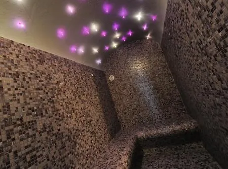 ホテル Bertusi 3*