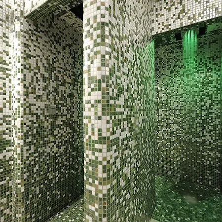 Bertusi Hotel
