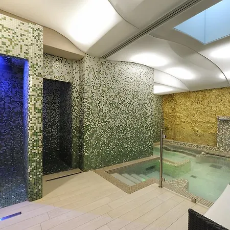 Bertusi 3* ポッレッタ・テルメ