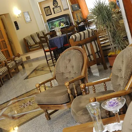 Bertusi Hotel